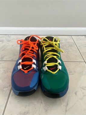 Nike Kids Color-Block Low-Top Sneakers with Orange & Yellow Laces
